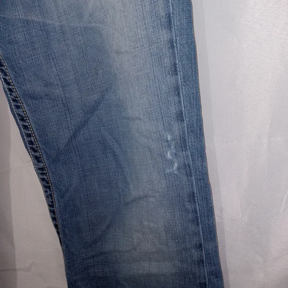 Vintage Buckle BKE Jeans Mens 32 X 32 Tyler Boot Cut Distressed Medium Wash Y2K - Picture 2 of 15